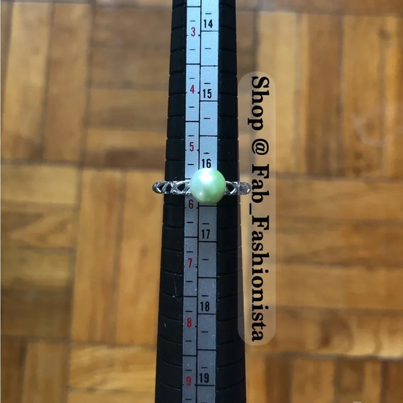 Sterling Silver Pearl ring - Picture 5 of 5